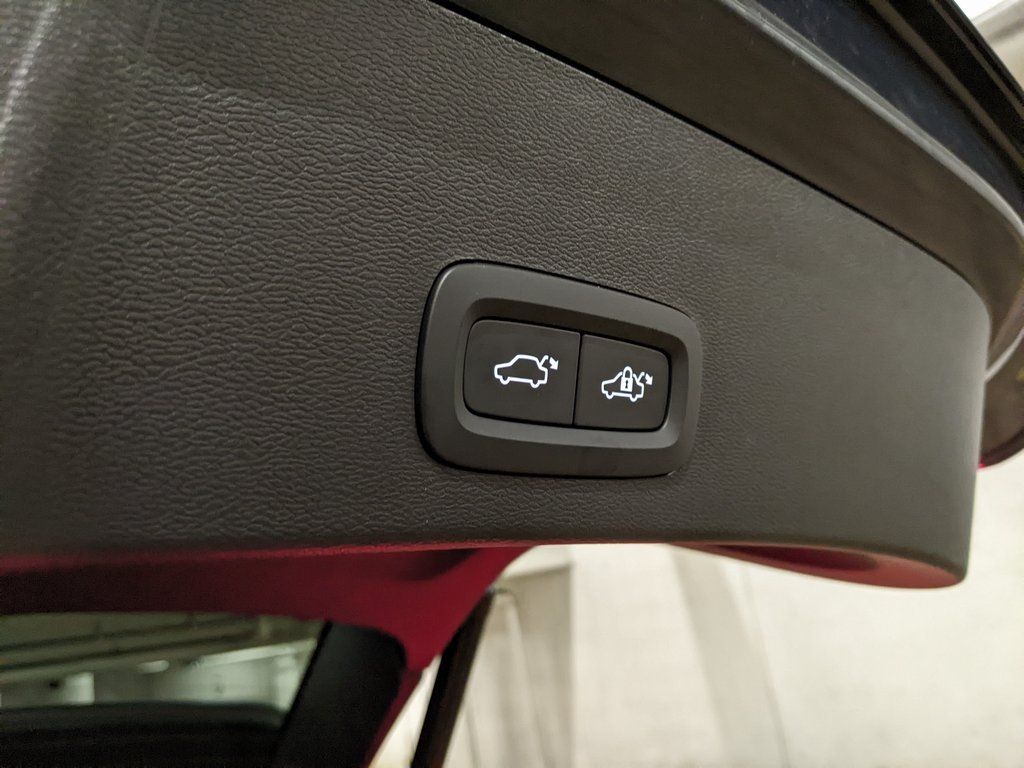 2026 Volvo XC40 Ultra - Photo 29