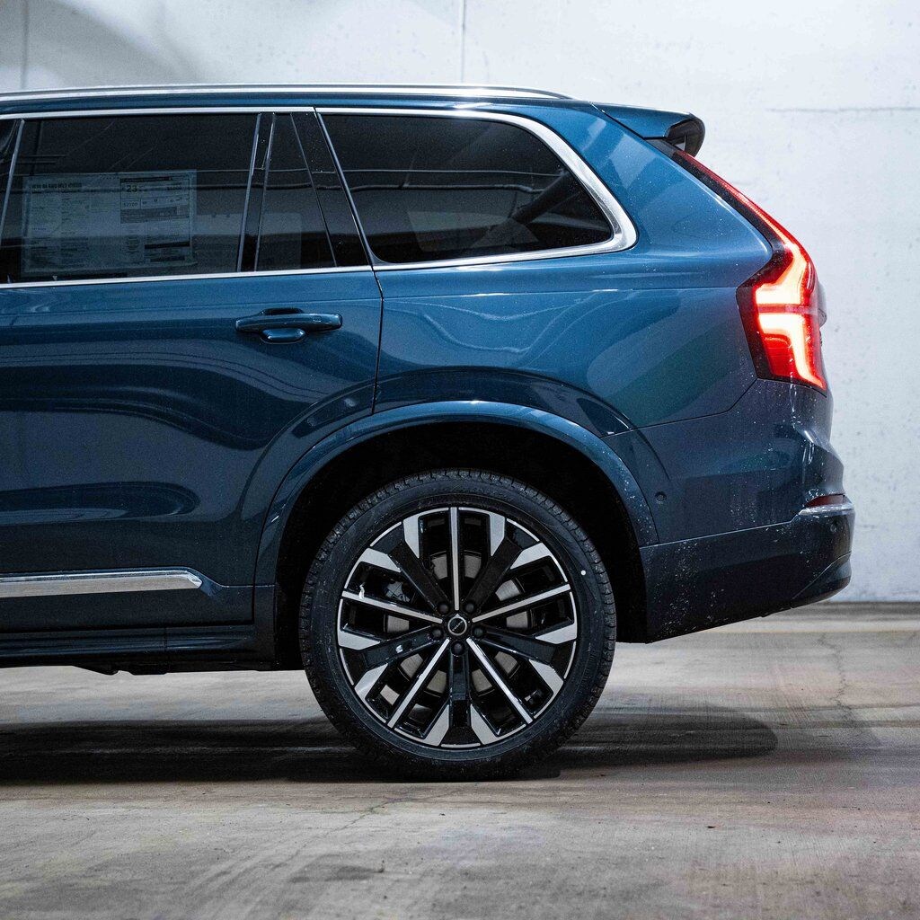New 2026 Volvo XC90 B6 Ultra 7-Seater SUV