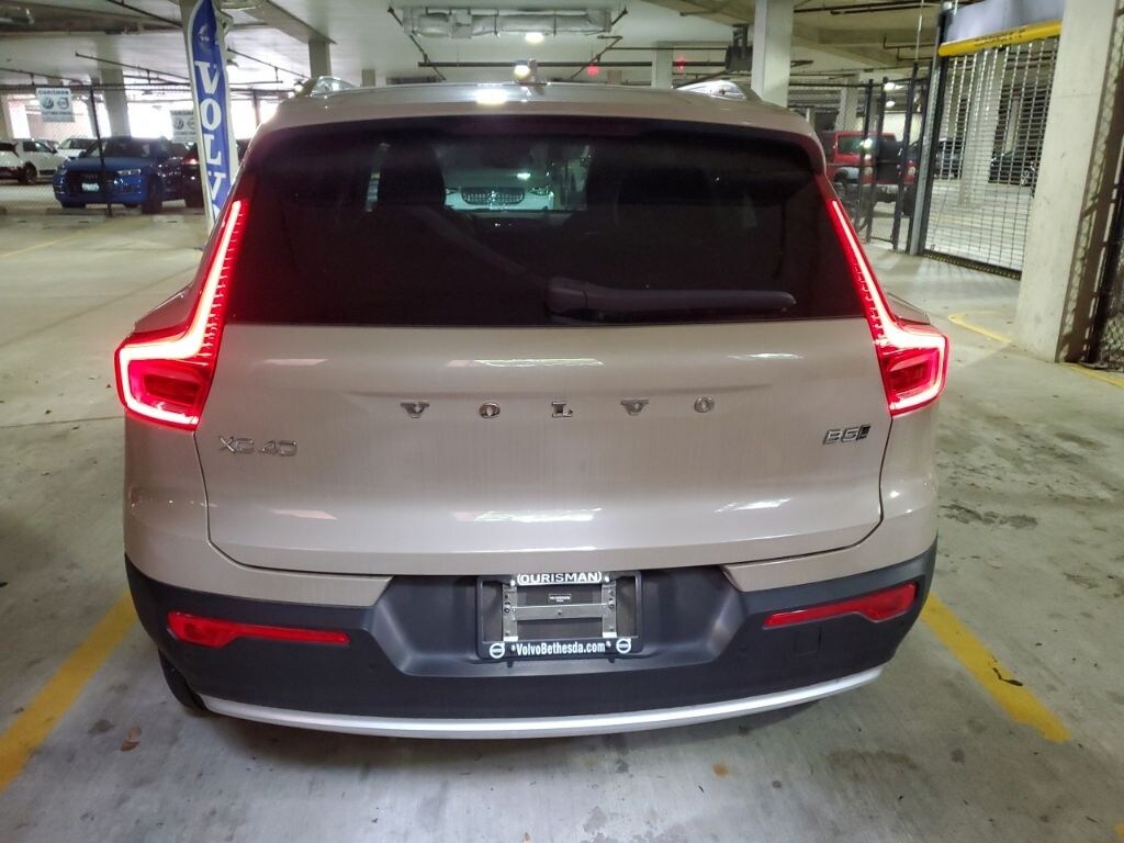 Used 2025 Volvo XC40 B5 Plus Bright Theme SUV