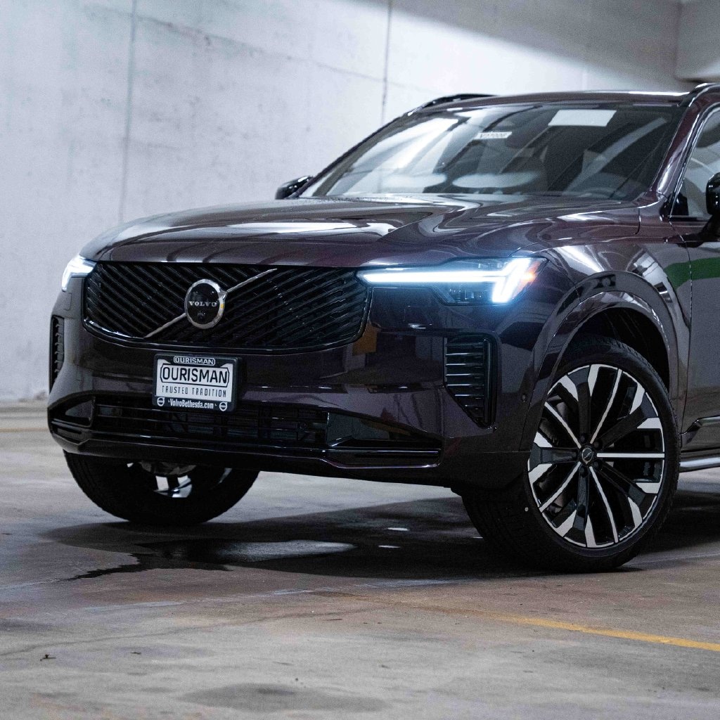 Used 2027 Volvo XC90 B6 Ultra Dark Theme 6-Seater SUV