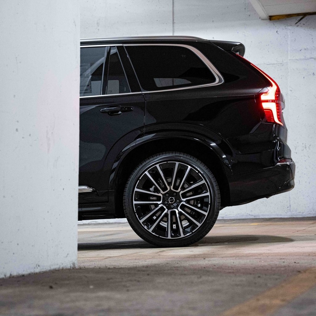 New 2026 Volvo XC90 B6 Plus 7-Seater SUV