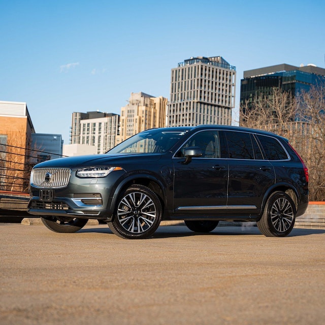 2025 Volvo XC90 Plug-In Hybrid T8 Plus SUV