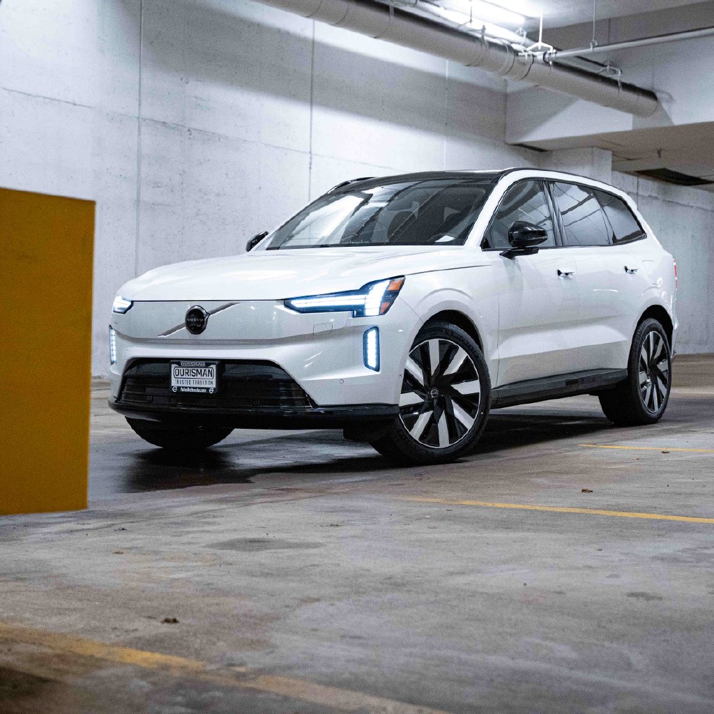 New 2026 Volvo EX90 Twin Motor Ultra 7-Seater SUV