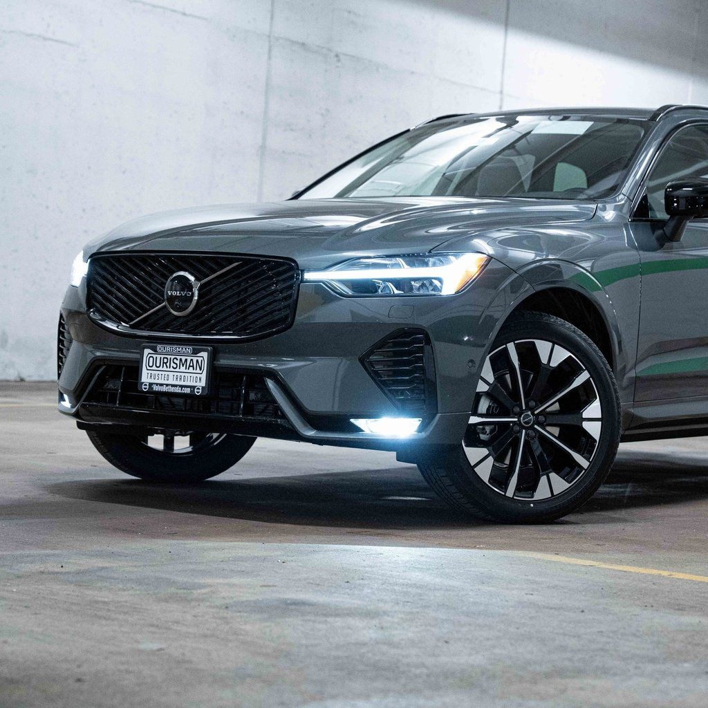 New 2026 Volvo XC60 B5 Ultra SUV