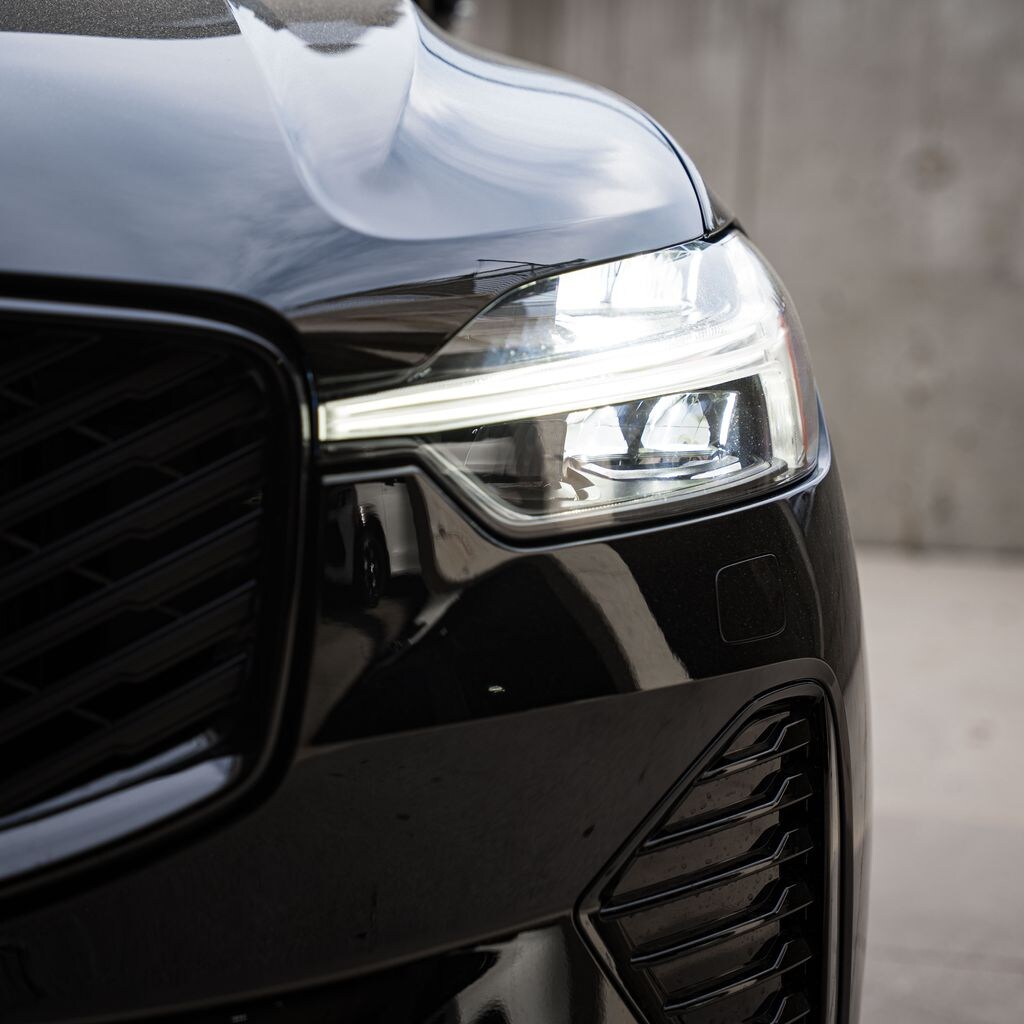 New 2026 Volvo XC60 B5 Ultra Black Edition SUV