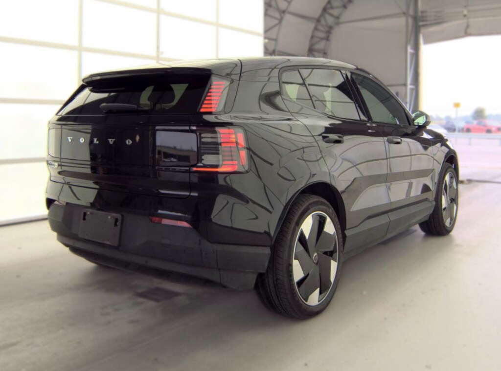 Used 2025 Volvo EX30 Twin Motor Performance Plus SUV