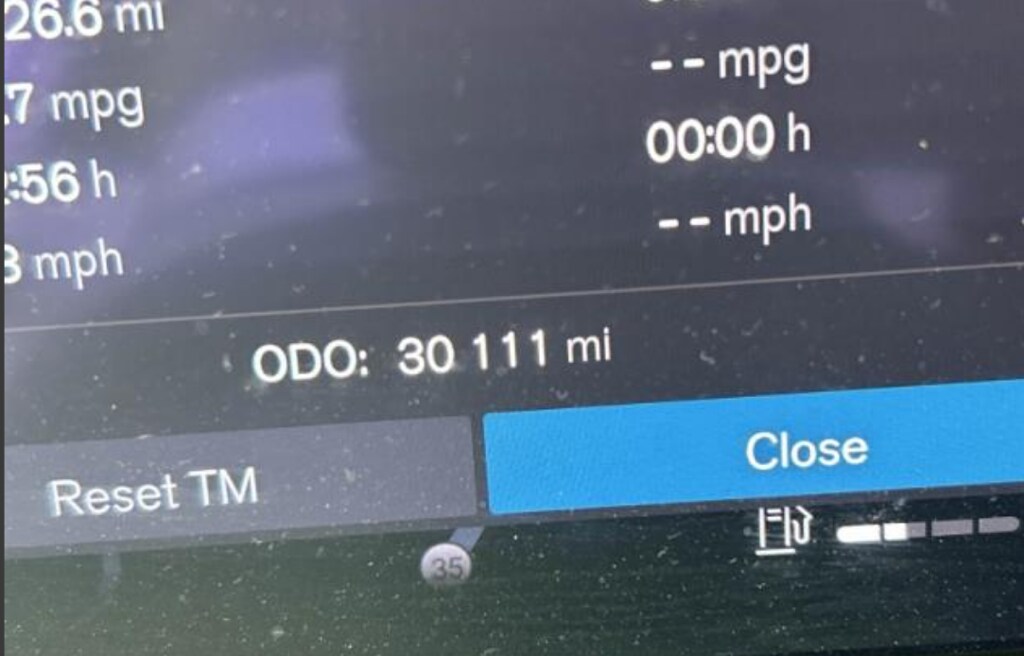 Certified 2024 Volvo XC40 B5 Core SUV