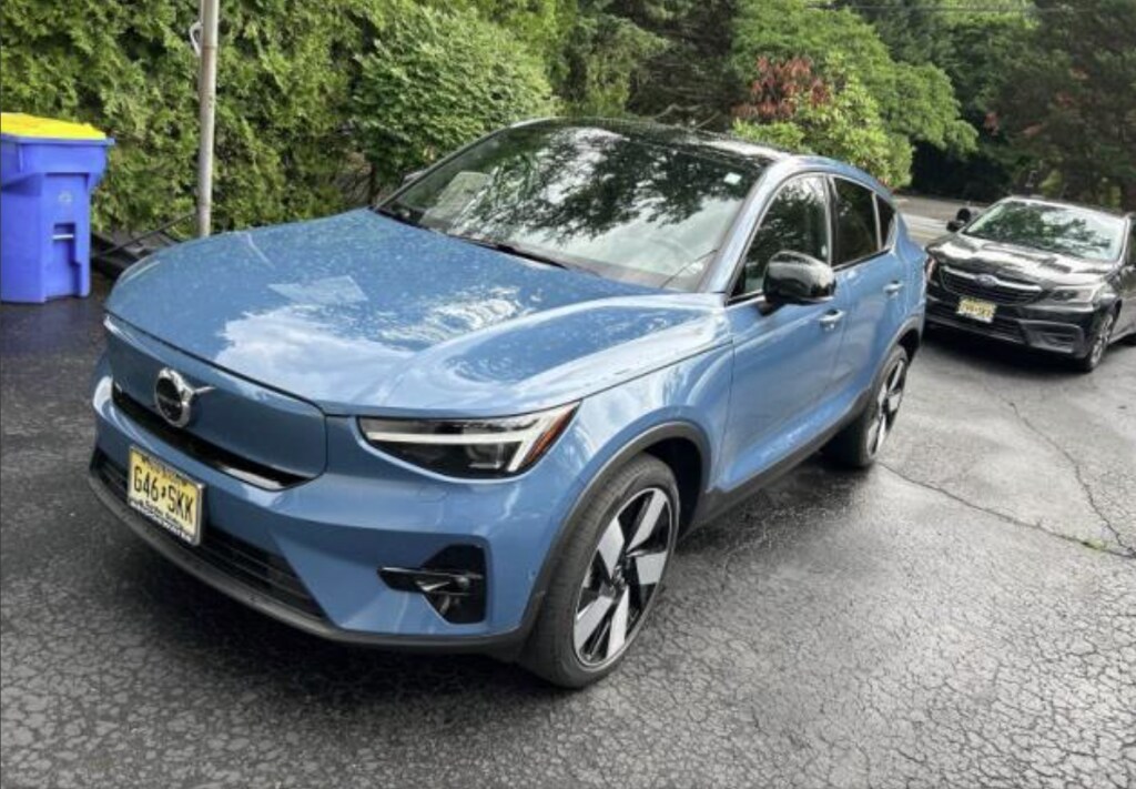 Used 2023 Volvo C40 Recharge Pure Electric Ultimate SUV