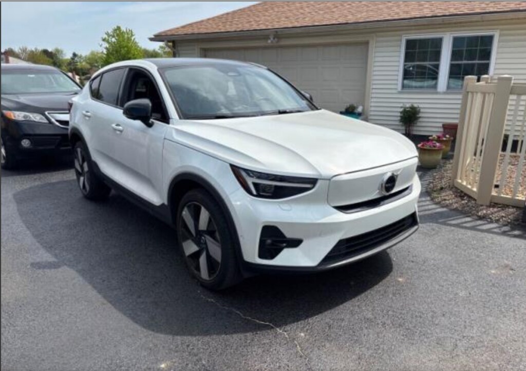 Used 2023 Volvo C40 Recharge Pure Electric Ultimate SUV
