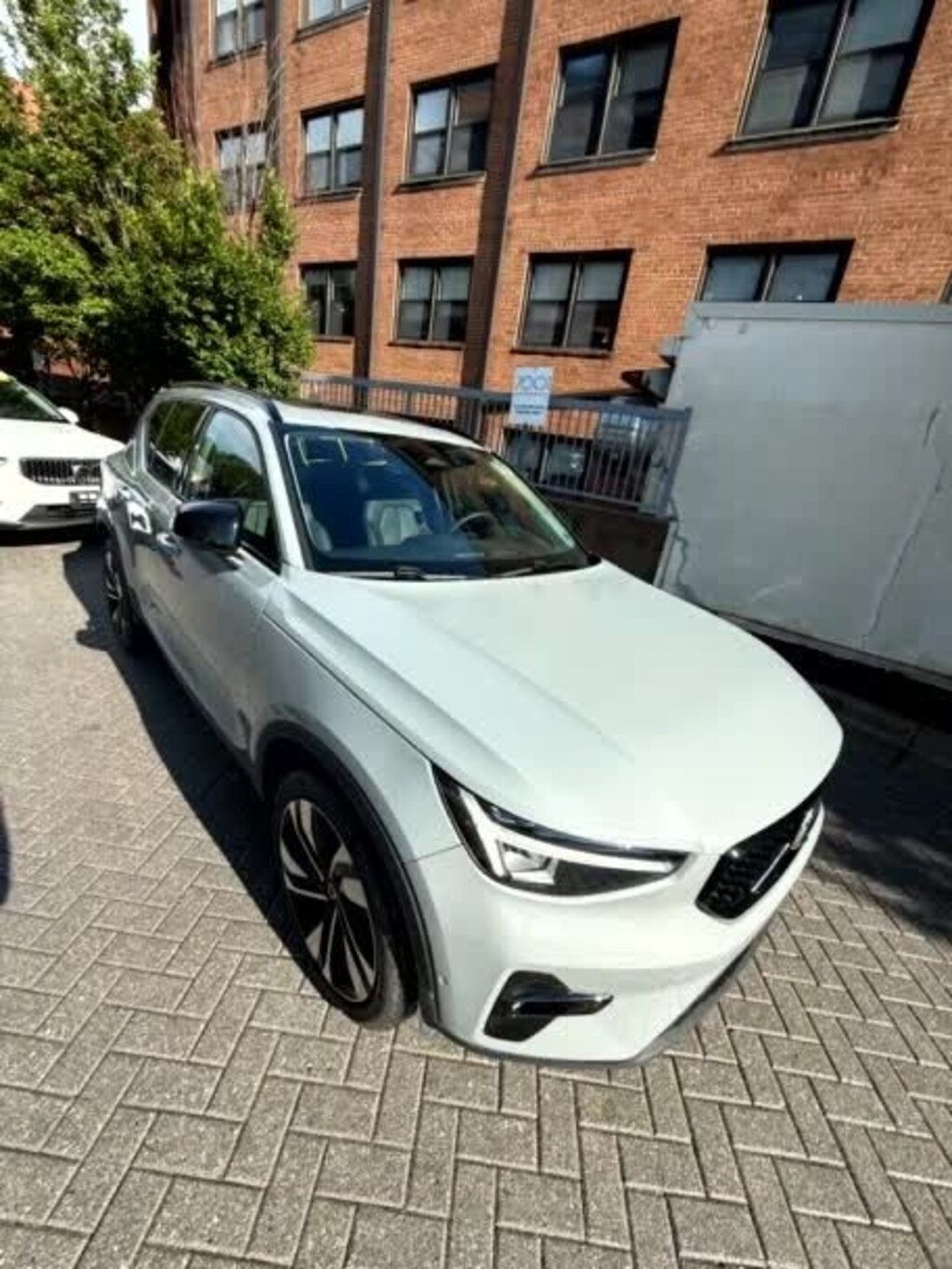 Used 2024 Volvo XC40 B5 Plus Dark Theme SUV