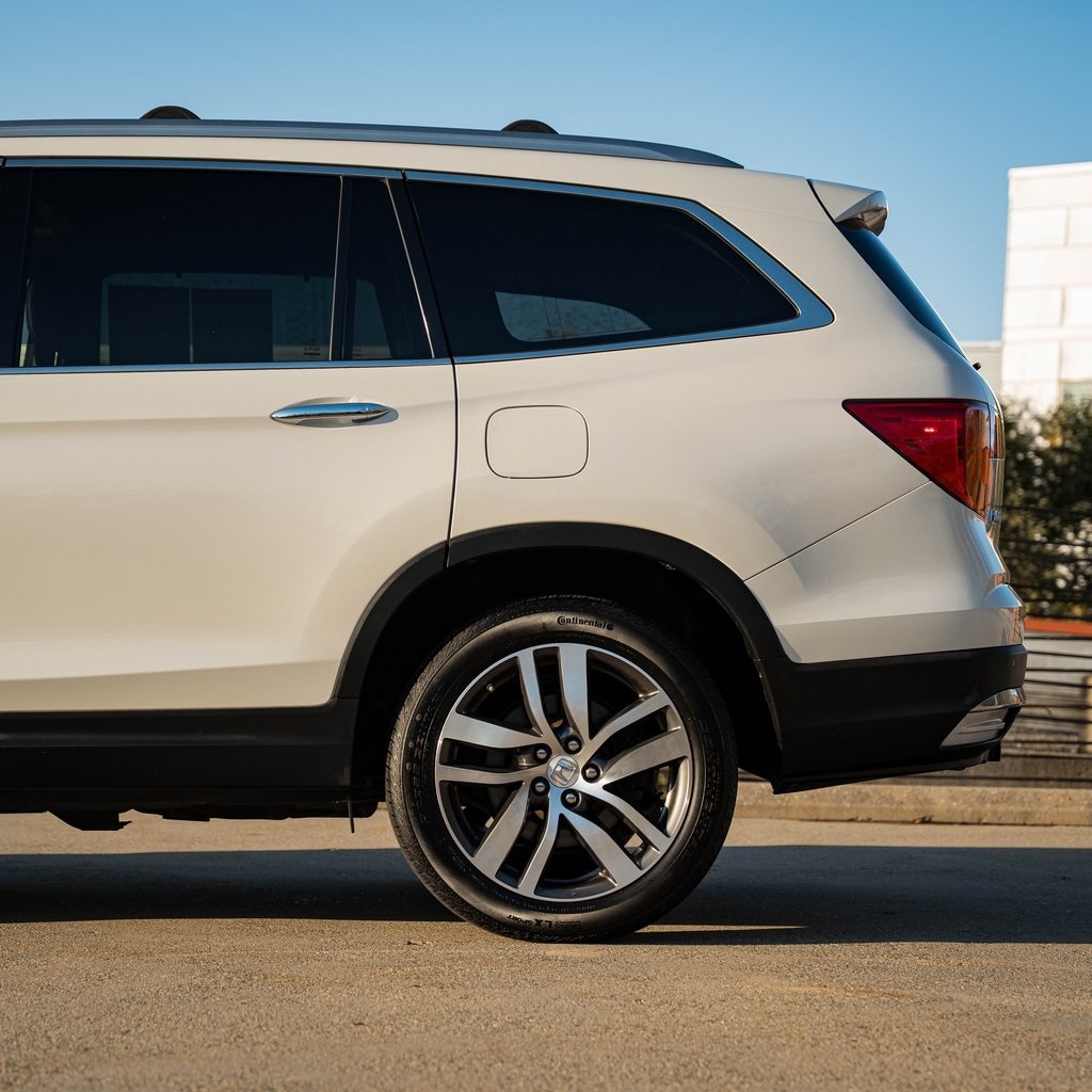 Used 2017 Honda Pilot Touring SUV