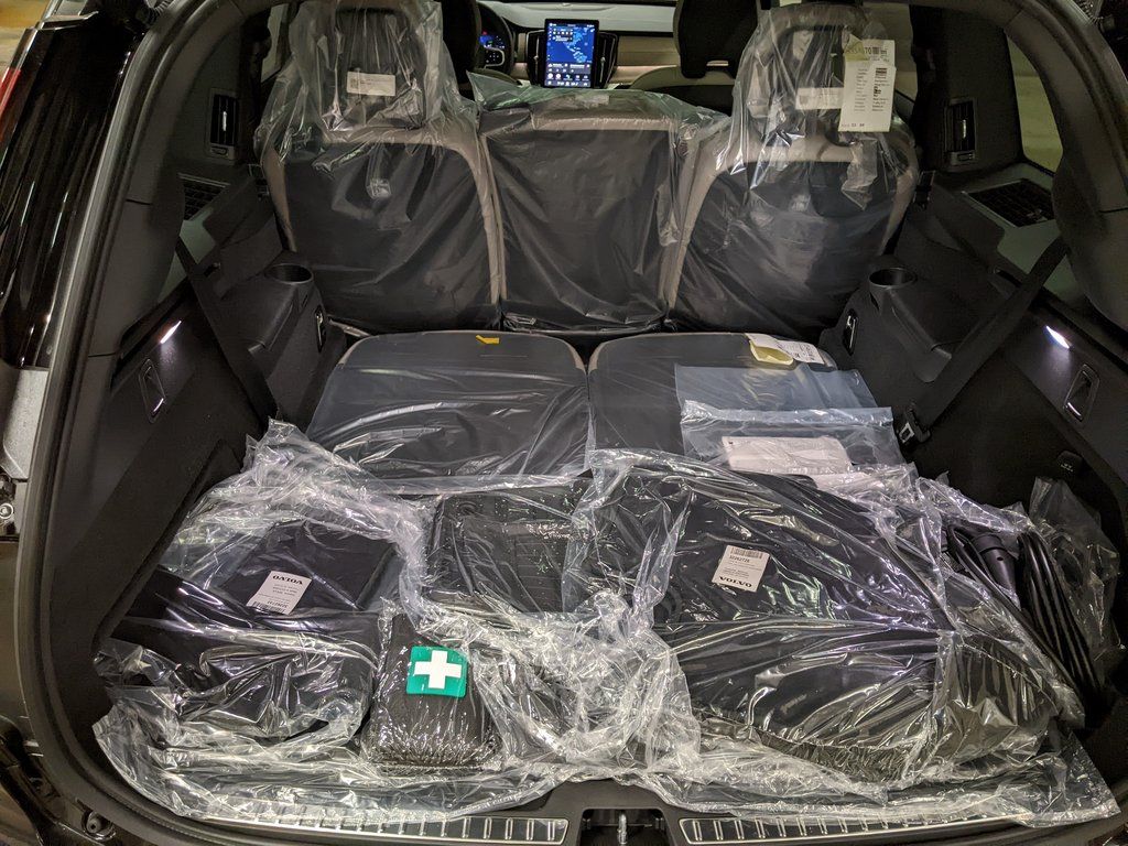 2026 Volvo XC90 Plus - Photo 26