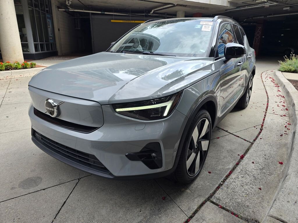Used 2024 Volvo XC40 Recharge Pure Electric Ultimate SUV