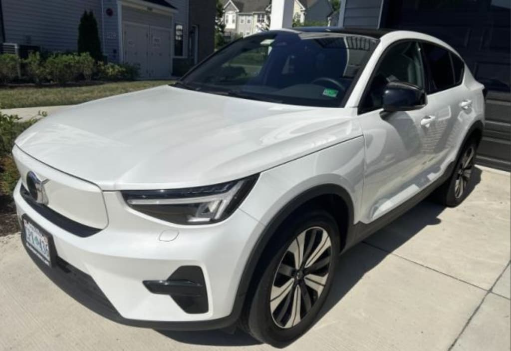 Used 2023 Volvo C40 Recharge Pure Electric Twin Core SUV