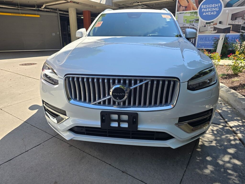 Certified 2025 Volvo XC90 Plug-In Hybrid T8 Ultra SUV