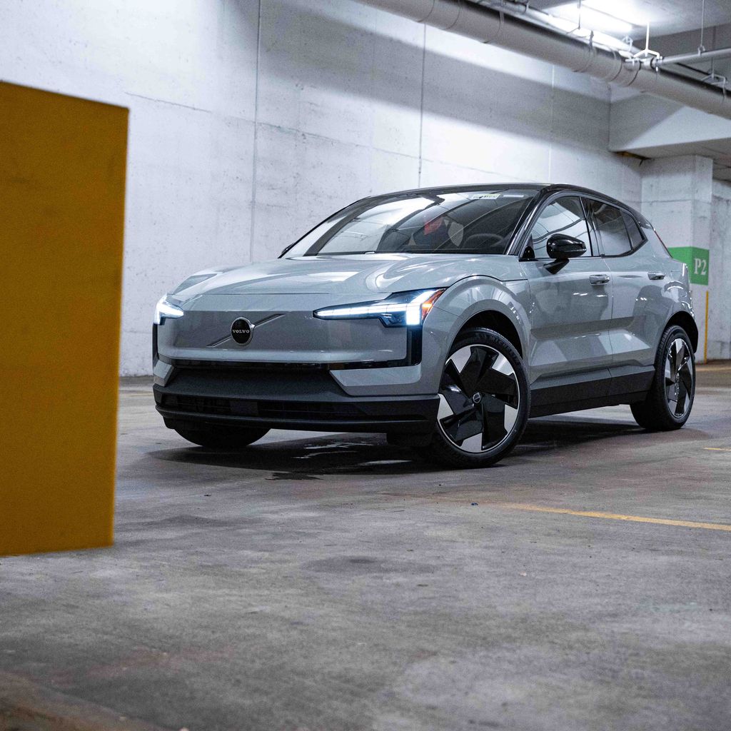 New 2026 Volvo EX30 Twin Motor Plus SUV