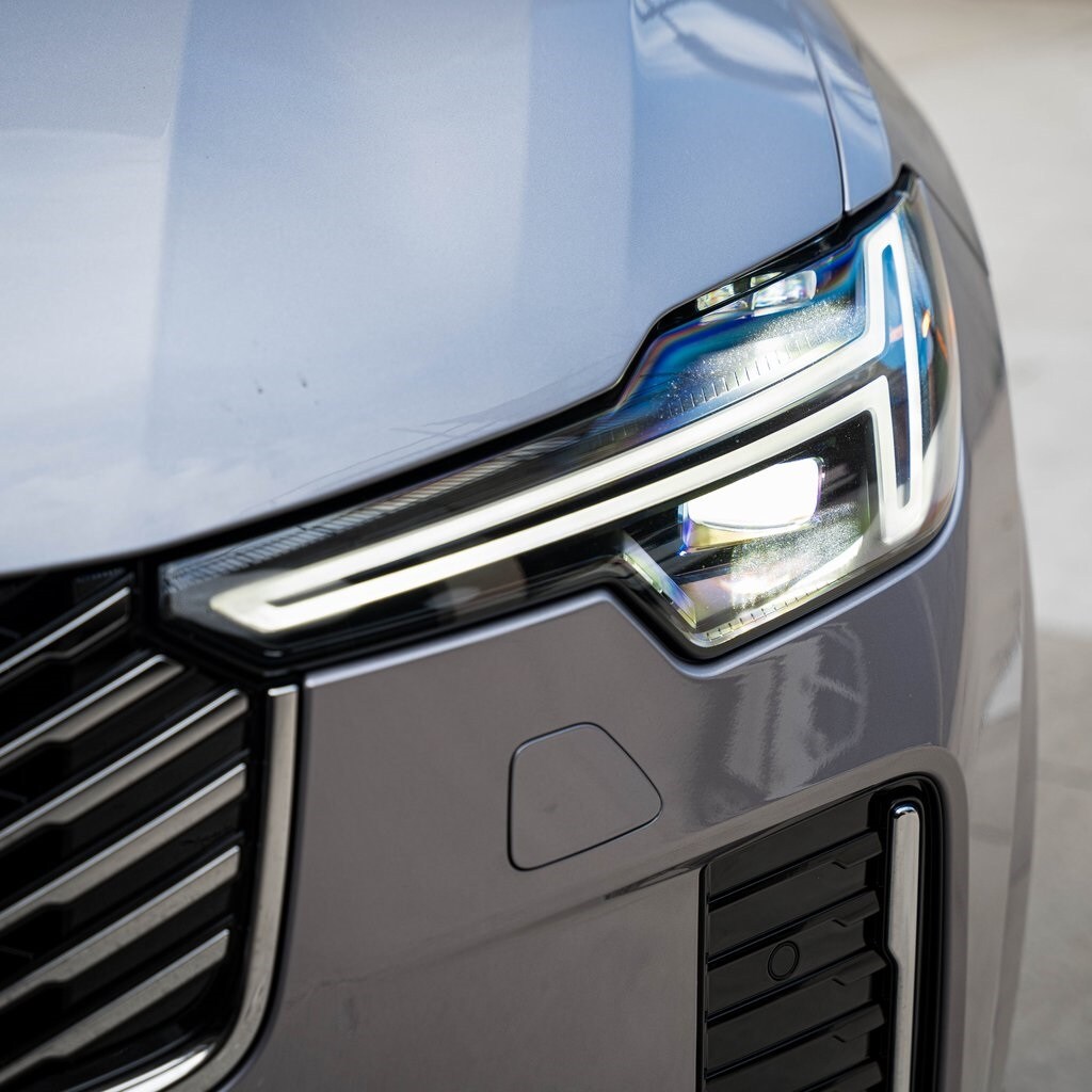 New 2026 Volvo XC90 B6 Ultra 7-Seater SUV