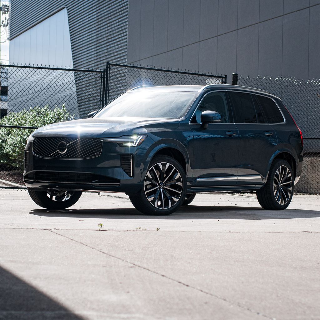 2026 Volvo XC90 B6 Plus Bright 7-Seater 4WD's photo