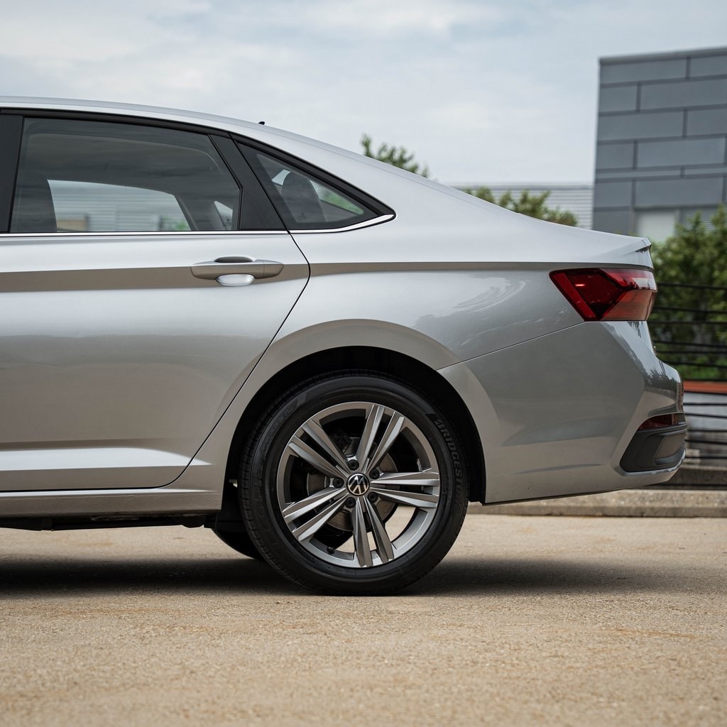 Used 2022 Volkswagen Jetta 1.5T SE Sedan