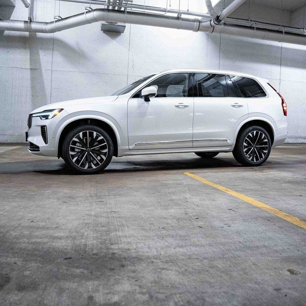 New 2026 Volvo XC90 B6 Plus 7-Seater SUV