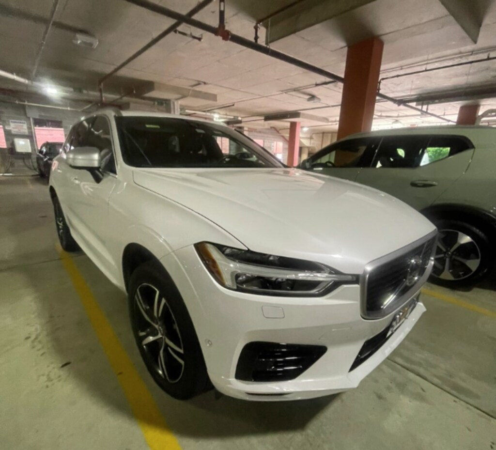 Used 2018 Volvo XC60 Hybrid T8 R-Design SUV