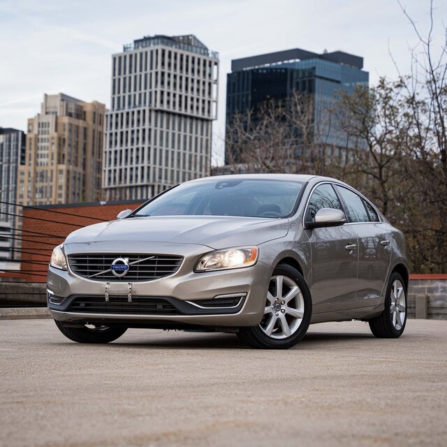 2016 Volvo S60 T5 Drive-E Premier Sedan