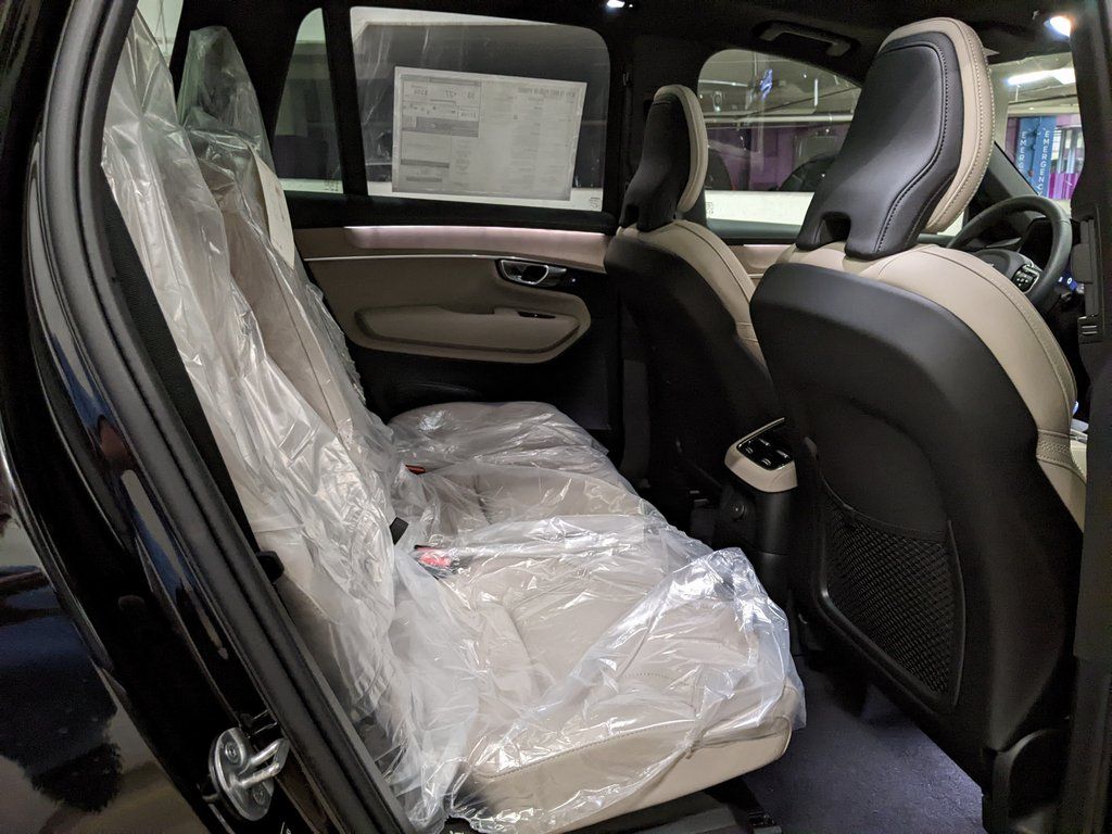 2026 Volvo XC90 Plus - Photo 25