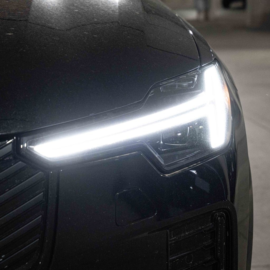 New 2026 Volvo XC90 plug-in hybrid T8 Ultra Dark Theme 7-Seater SUV
