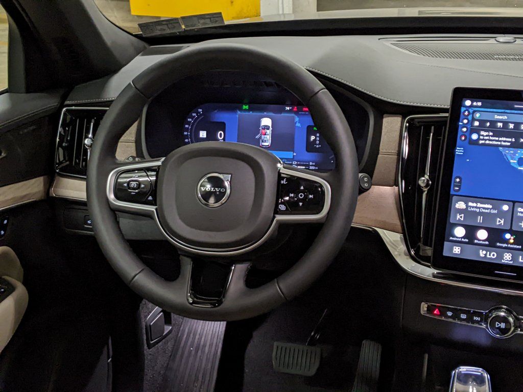 2026 Volvo XC90 Plus - Photo 14