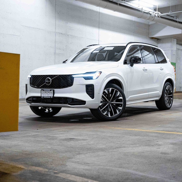 2026 Volvo XC90 B6 Ultra Dark Theme 7-Seater SUV