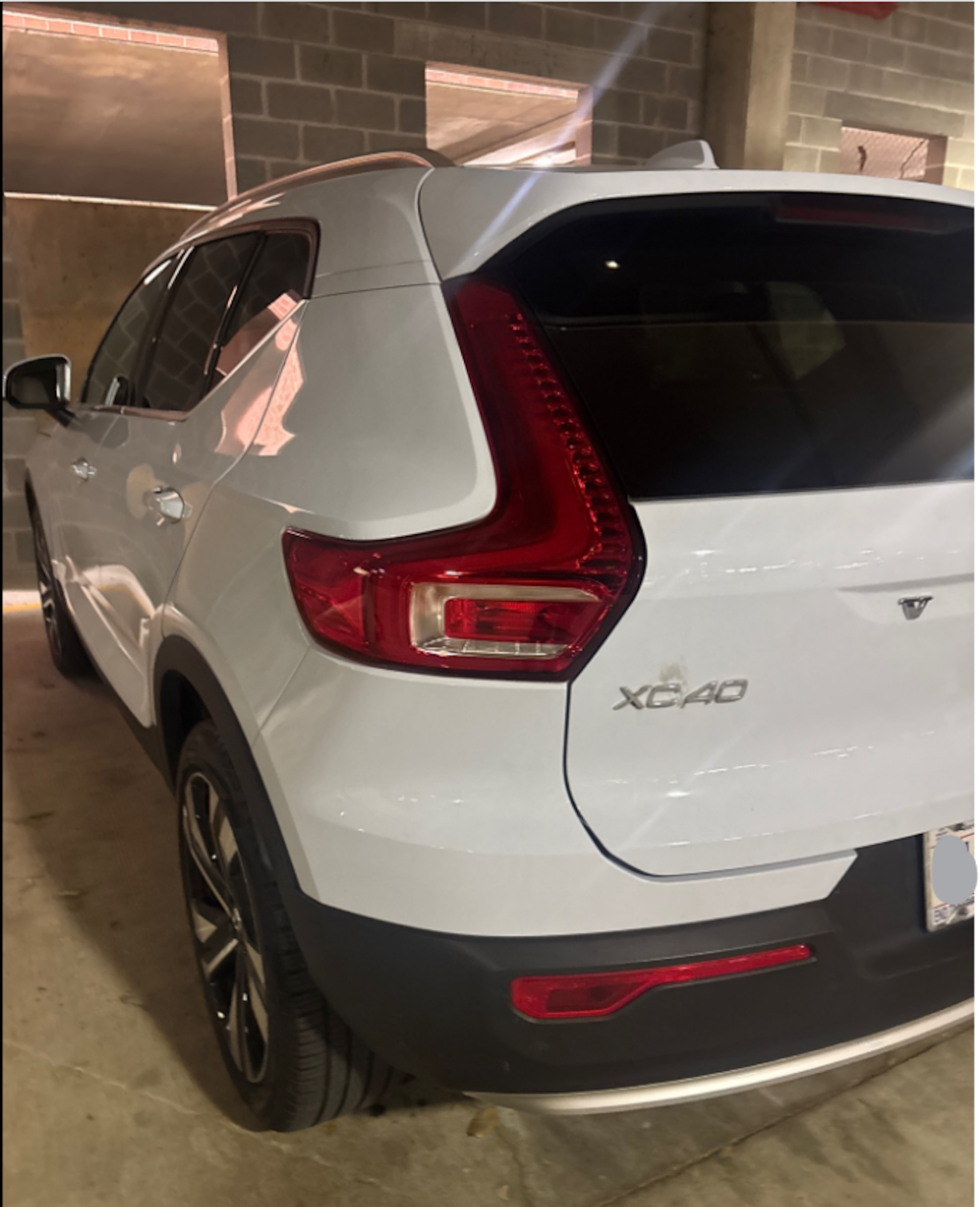 Certified 2024 Volvo XC40 B5 Plus Bright Theme SUV