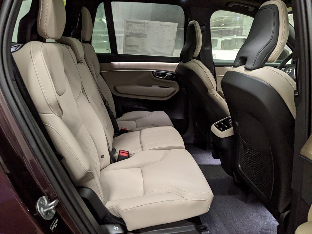 2026 Volvo XC90 Plus - Photo 25