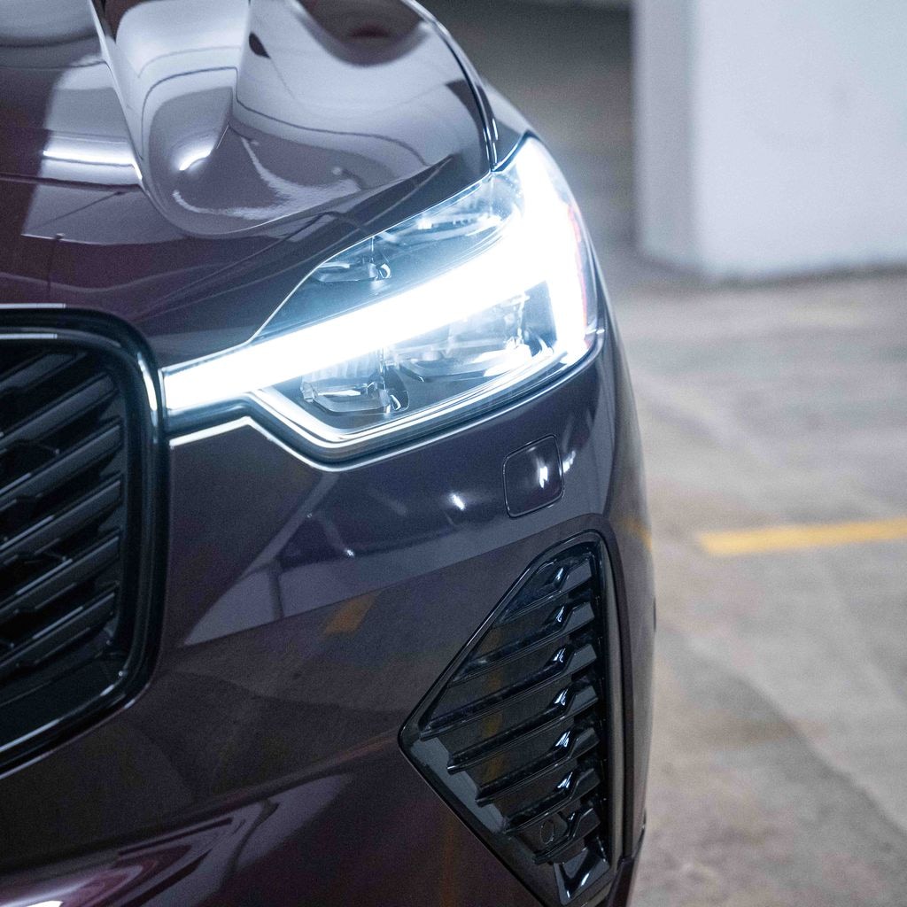 New 2026 Volvo XC60 plug-in hybrid T8 Ultra SUV