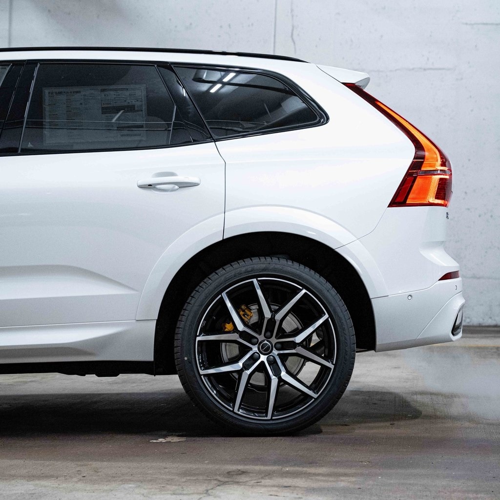 New 2026 Volvo XC60 plug-in hybrid T8 Polestar Engineered SUV