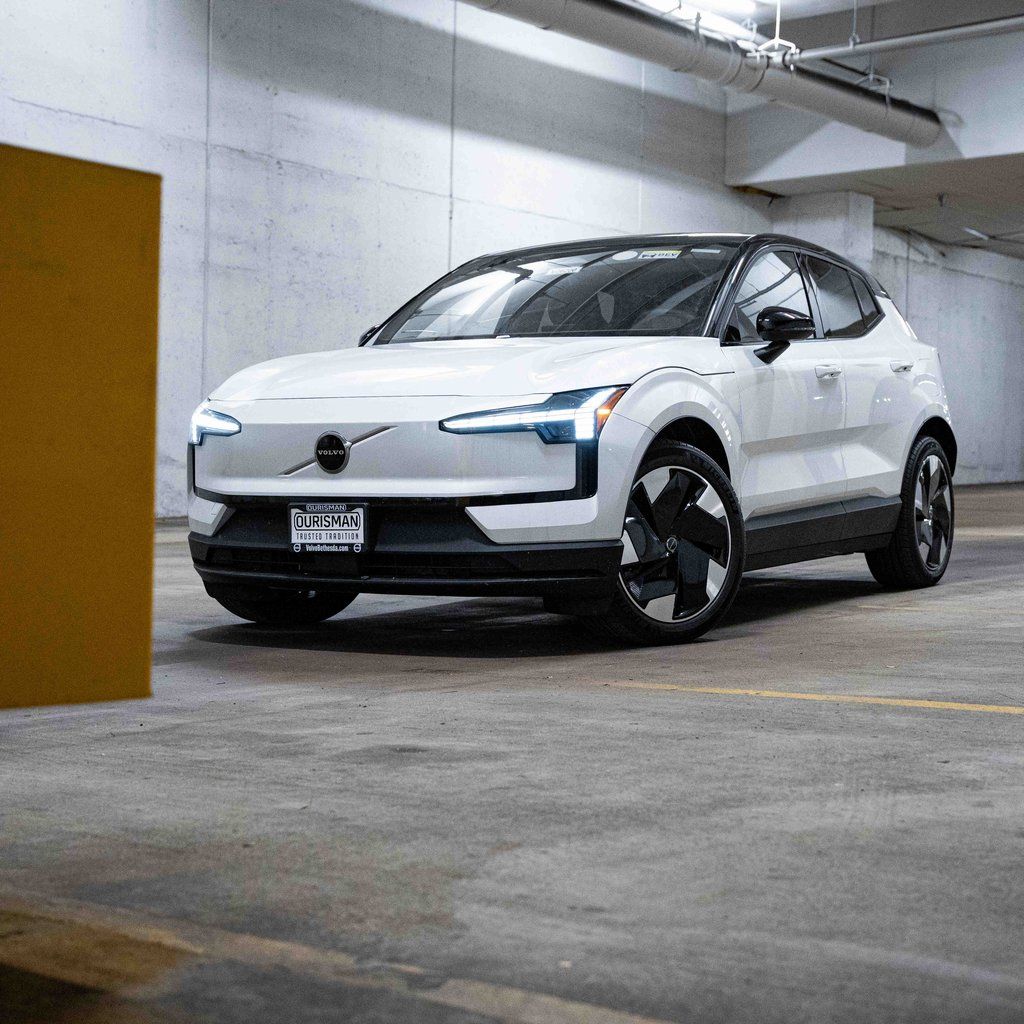 2026 Volvo EX30 Plus