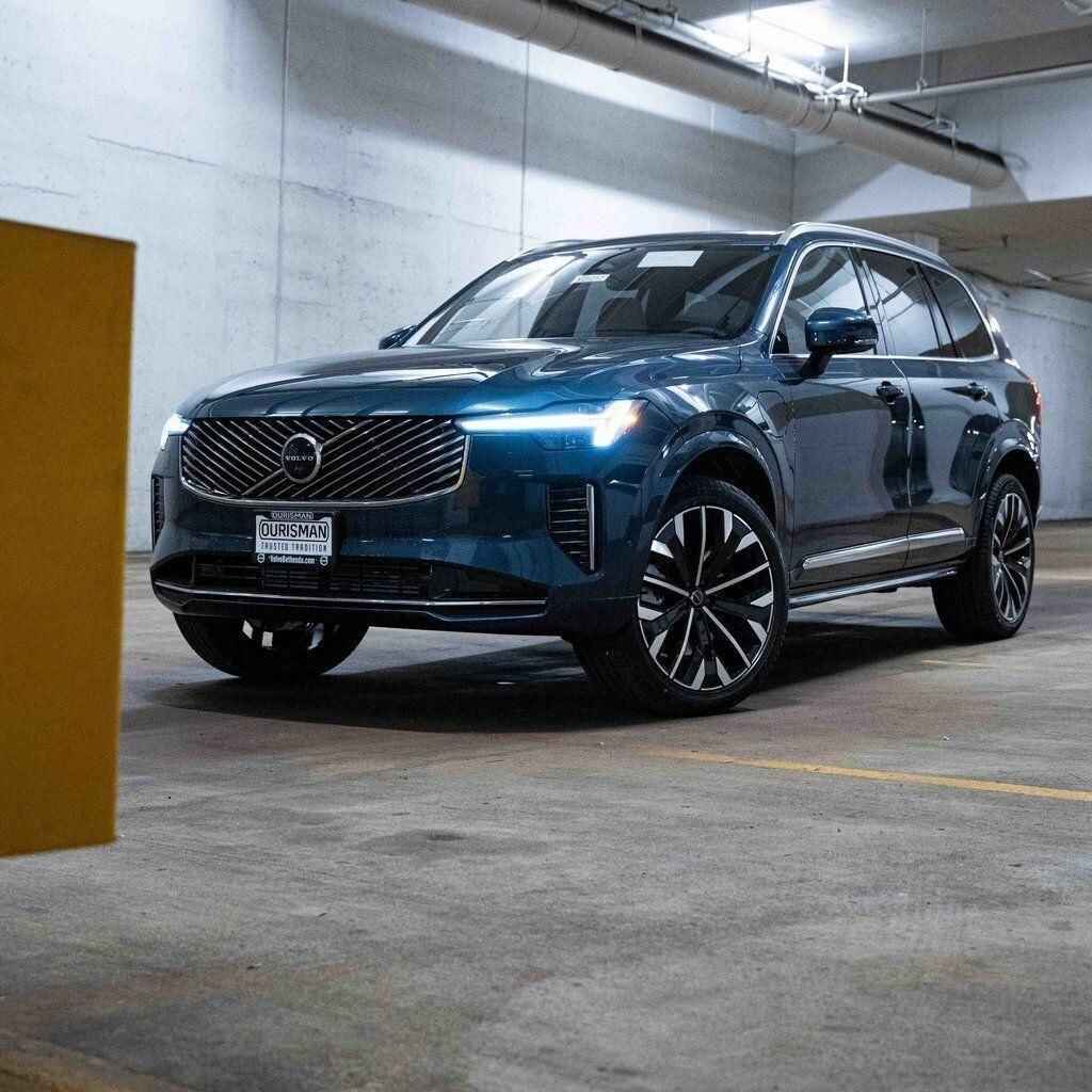New 2026 Volvo XC90 plug-in hybrid T8 Ultra 7-Seater SUV