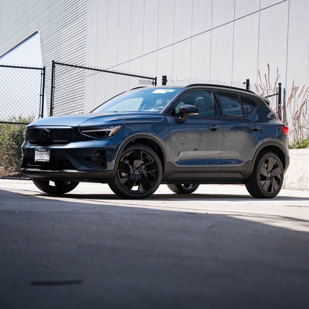 New 2026 Volvo EX40 Twin Motor Ultra Black Edition SUV