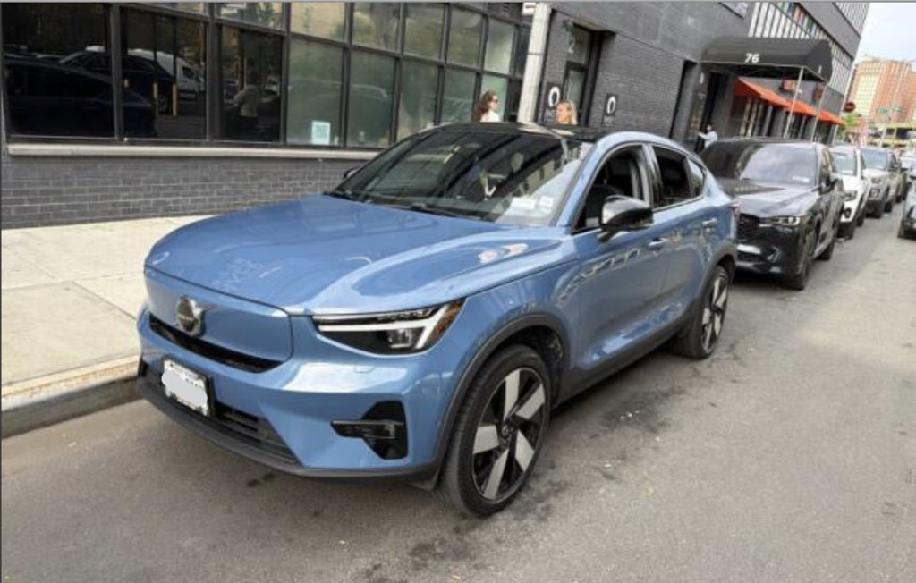 Used 2023 Volvo C40 Recharge Pure Electric Ultimate SUV