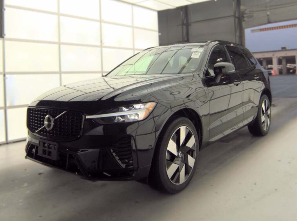 Used 2024 Volvo XC60 Recharge Plug-In Hybrid T8 Plus Dark Theme SUV