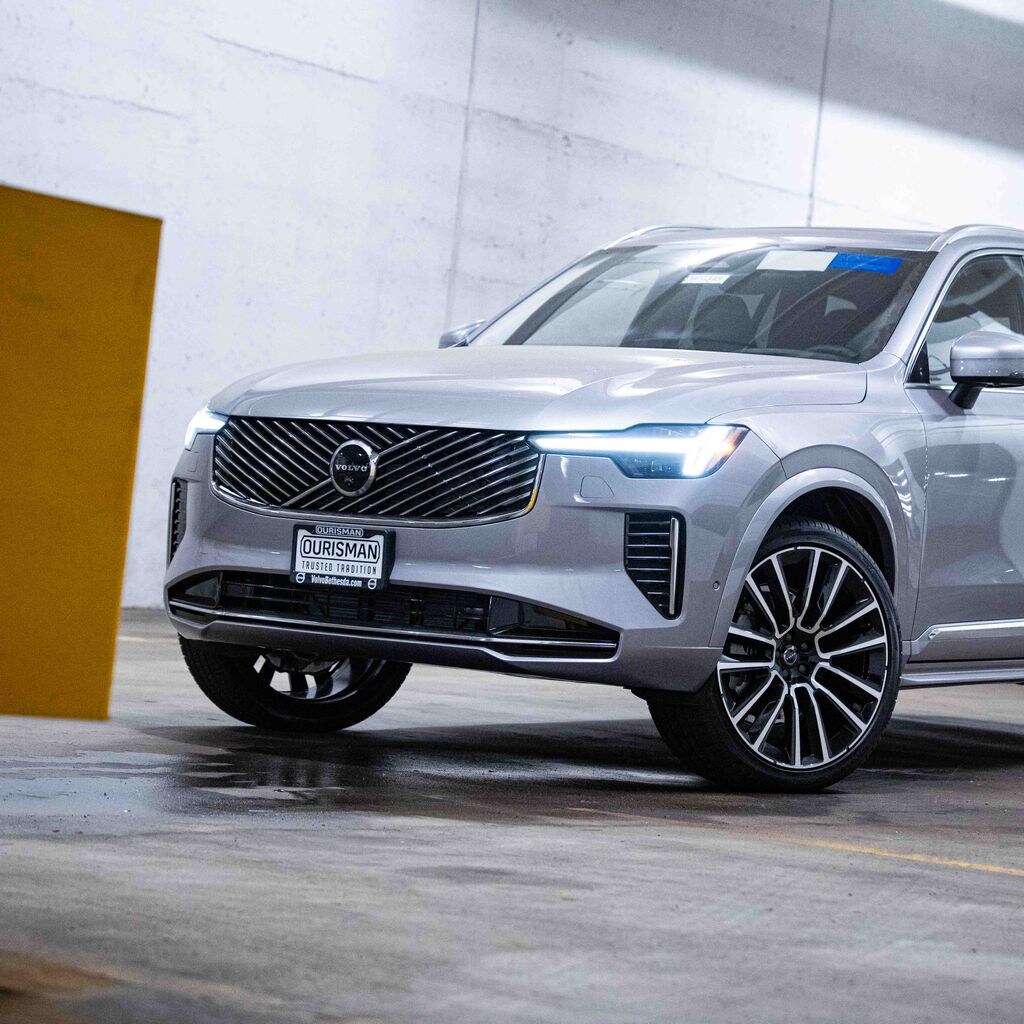 New 2026 Volvo XC90 B6 Ultra 7-Seater SUV