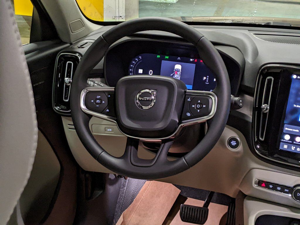 2026 Volvo XC40 Ultra - Photo 14