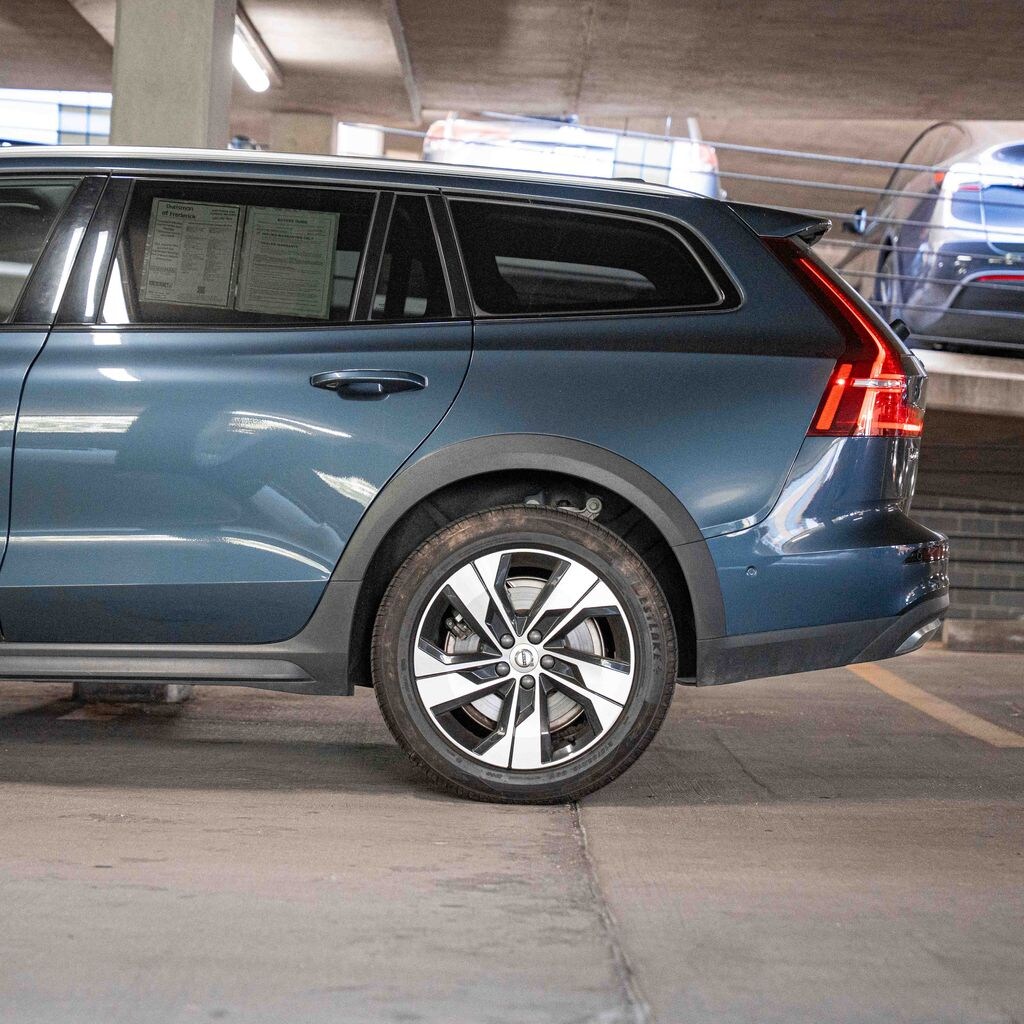 Used 2024 Volvo V60 Cross Country B5 Plus Wagon