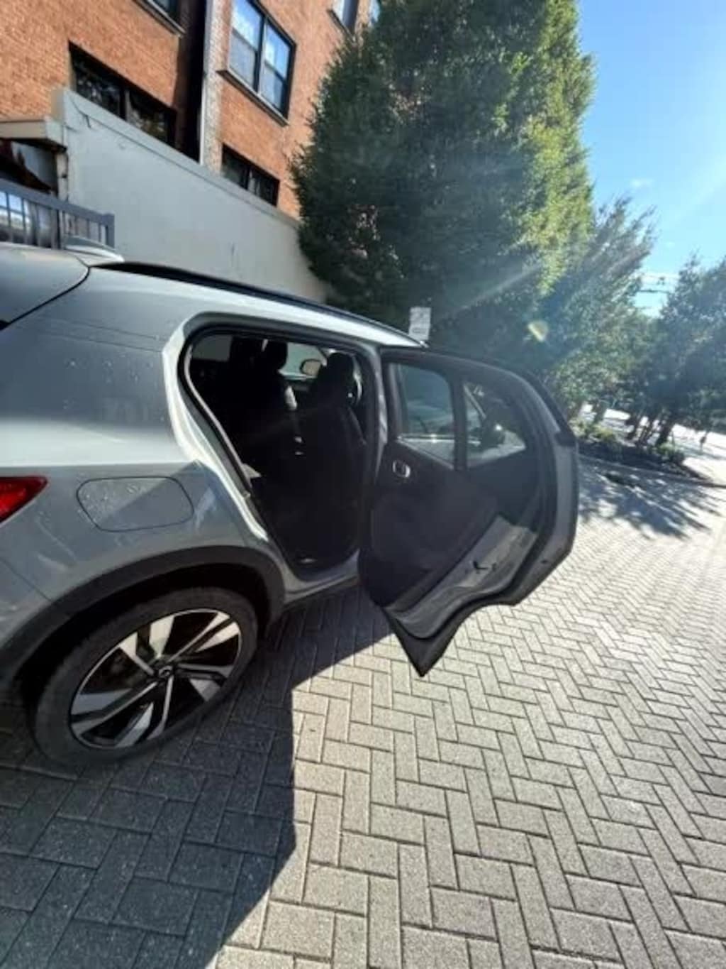Used 2024 Volvo XC40 B5 Plus Dark Theme SUV