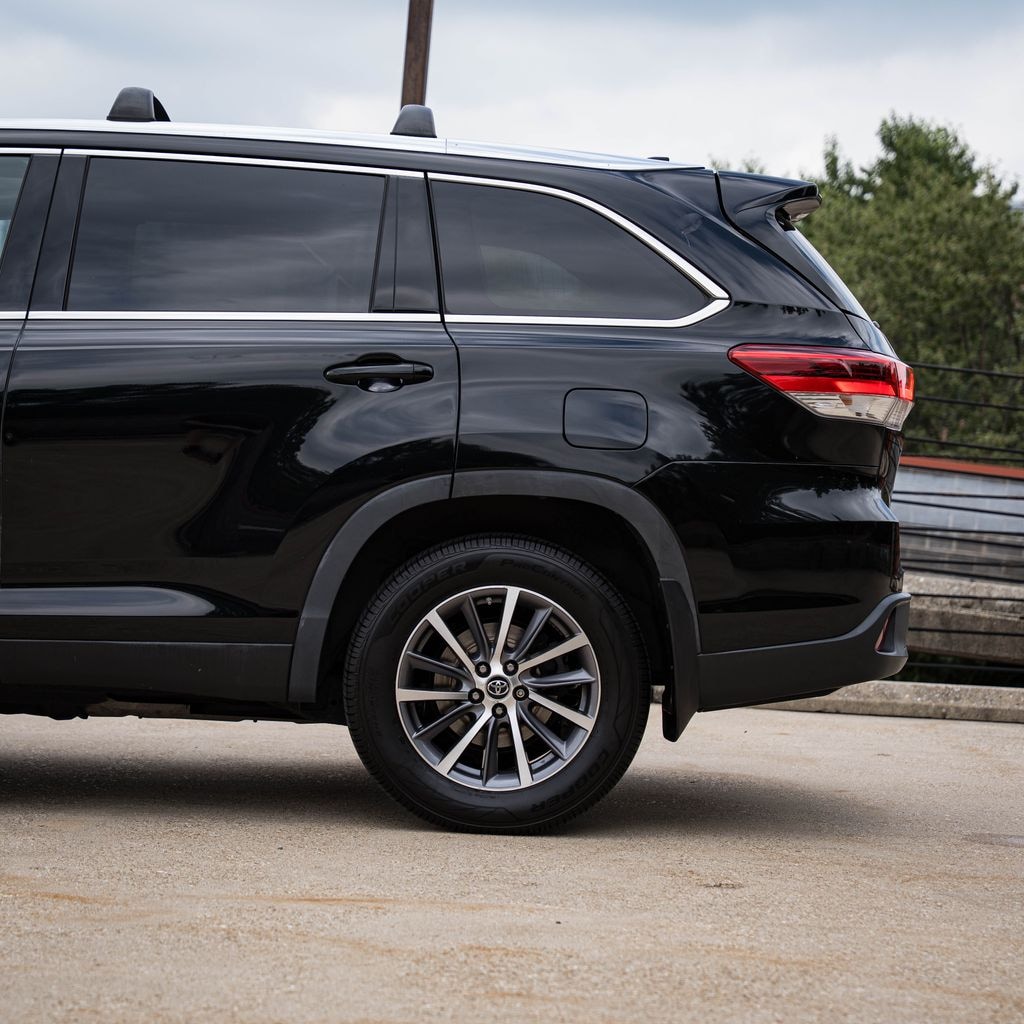 Used 2019 Toyota Highlander XLE SUV