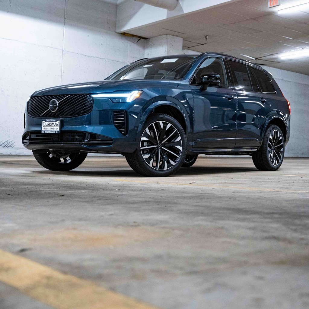 New 2026 Volvo XC90 B6 Ultra Dark Theme 7-Seater SUV