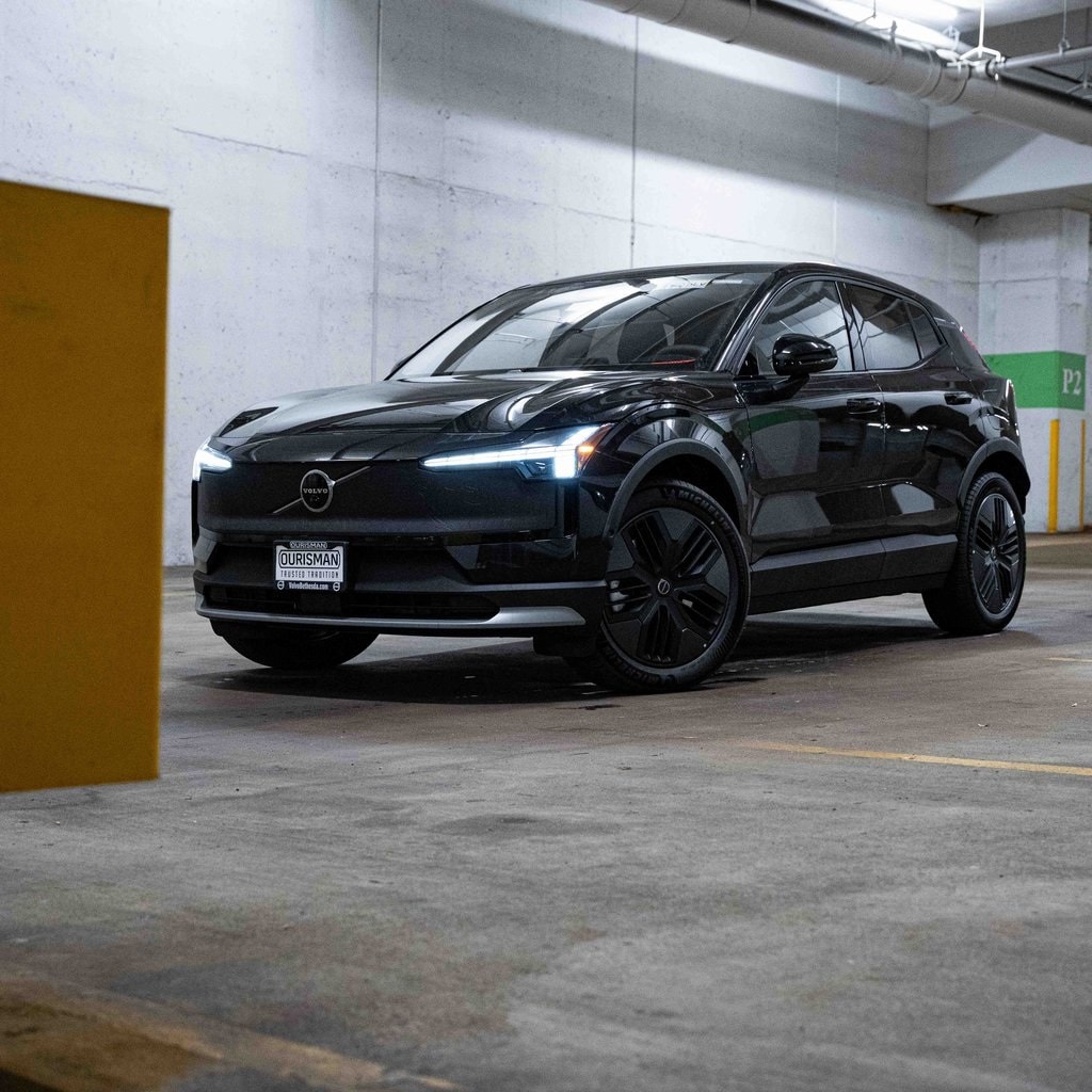 2026 Volvo EX30 Ultra's photo