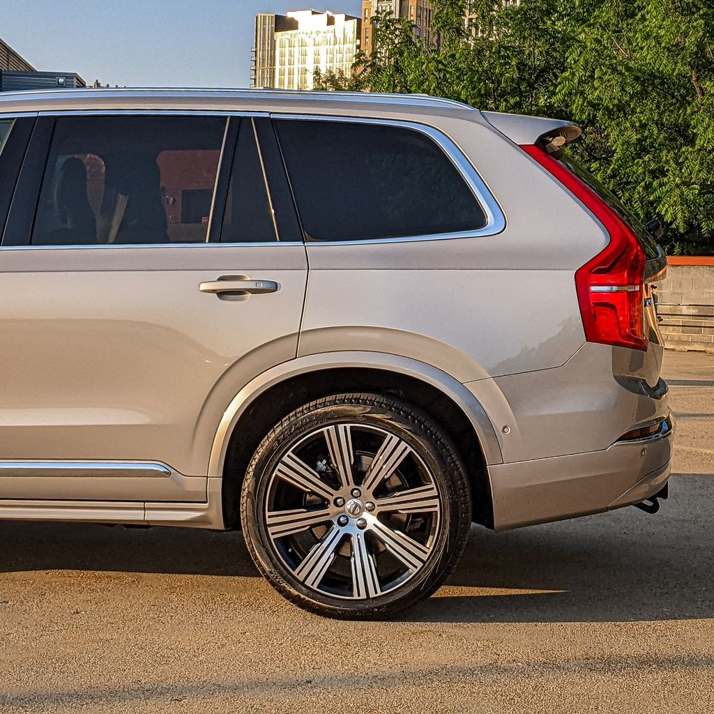 Certified 2023 Volvo XC90 Recharge Plug-In Hybrid T8 Plus Bright Theme 7 Passenger SUV