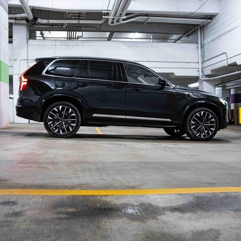 2026 Volvo XC90 Plus - Photo 7