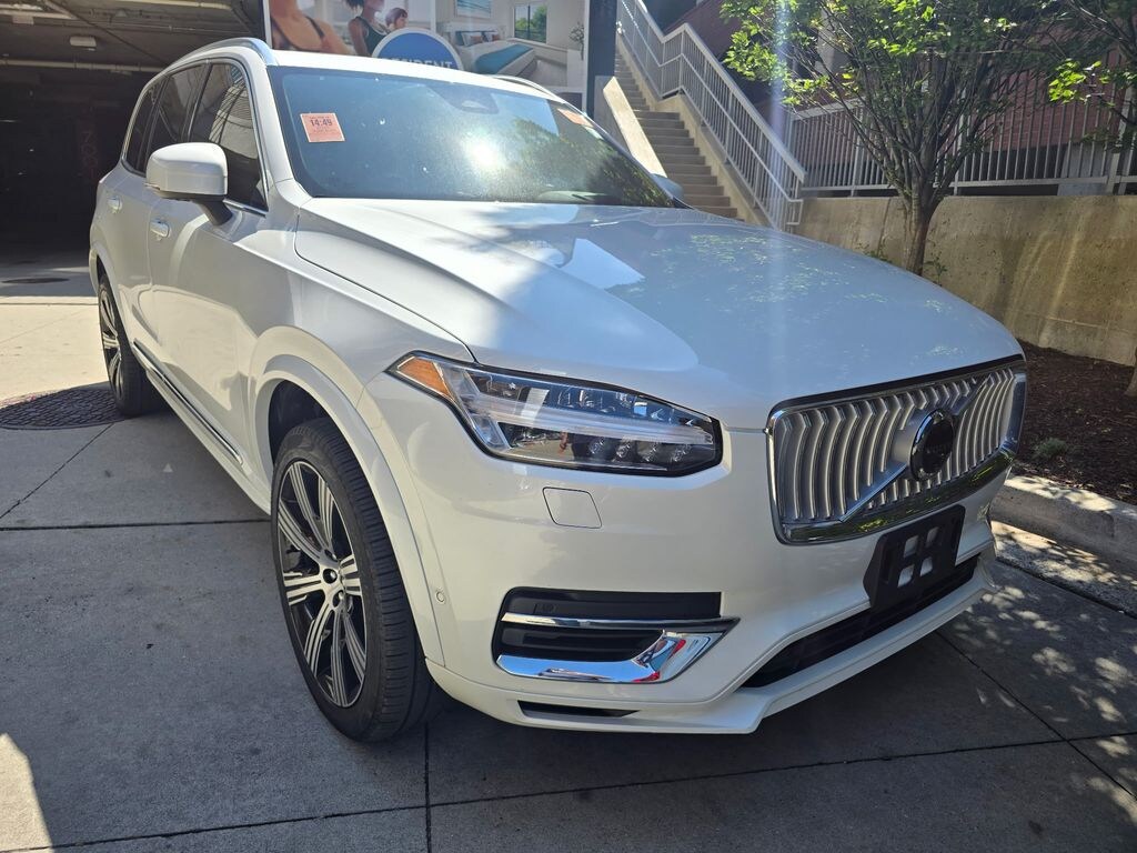 Certified 2025 Volvo XC90 Plug-In Hybrid T8 Ultra SUV