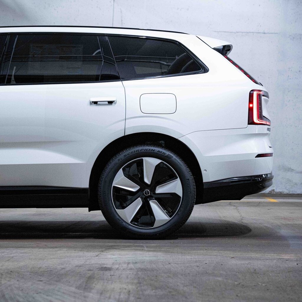 Used 2026 Volvo EX90 Twin Motor Plus 6-Seater SUV